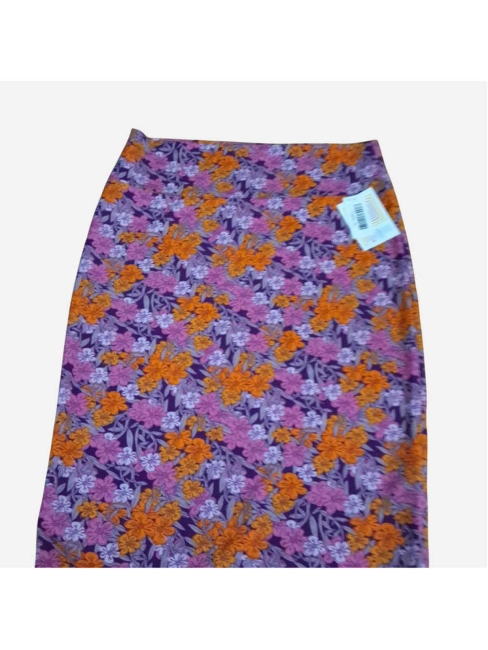 LulaRoe Cassie Skirt - XL
Brand new with tags
Orange, pink, and purple floral pr
